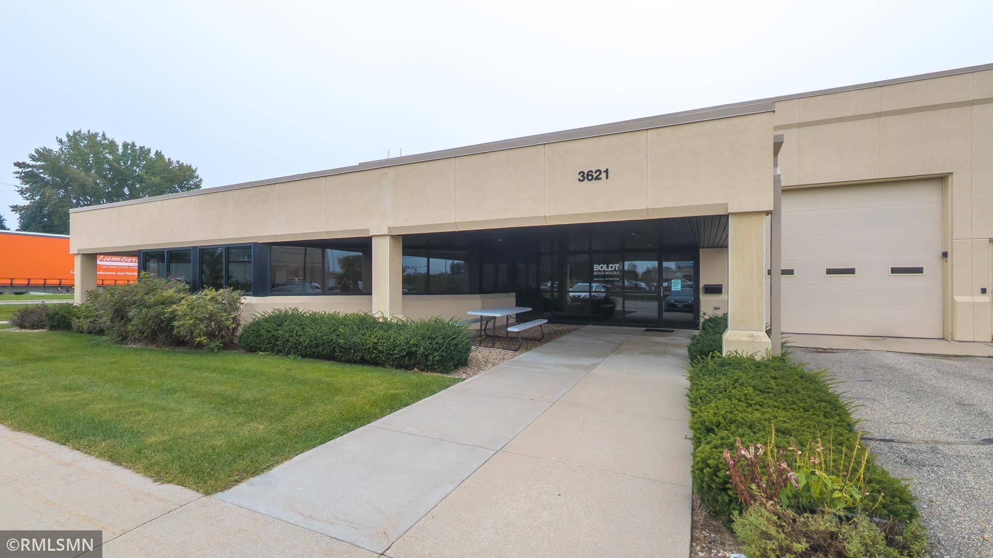 3621 9th ST NW, Rochester, MN 55901