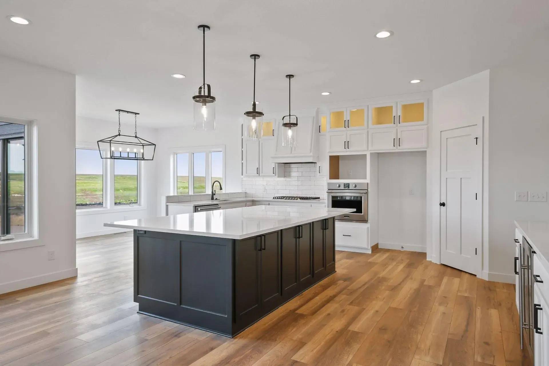 4928 Parkside Circle, Eagan, MN 55123