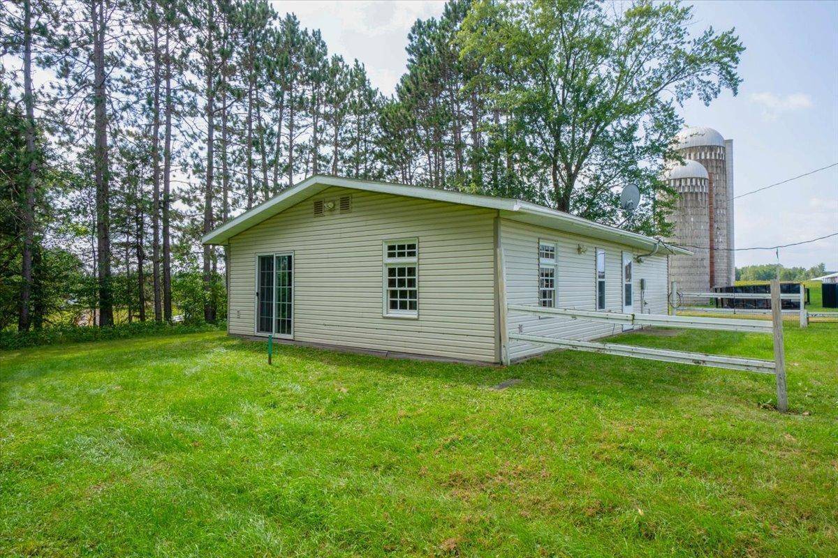 18444 290th AVE, Holcombe, WI 54745