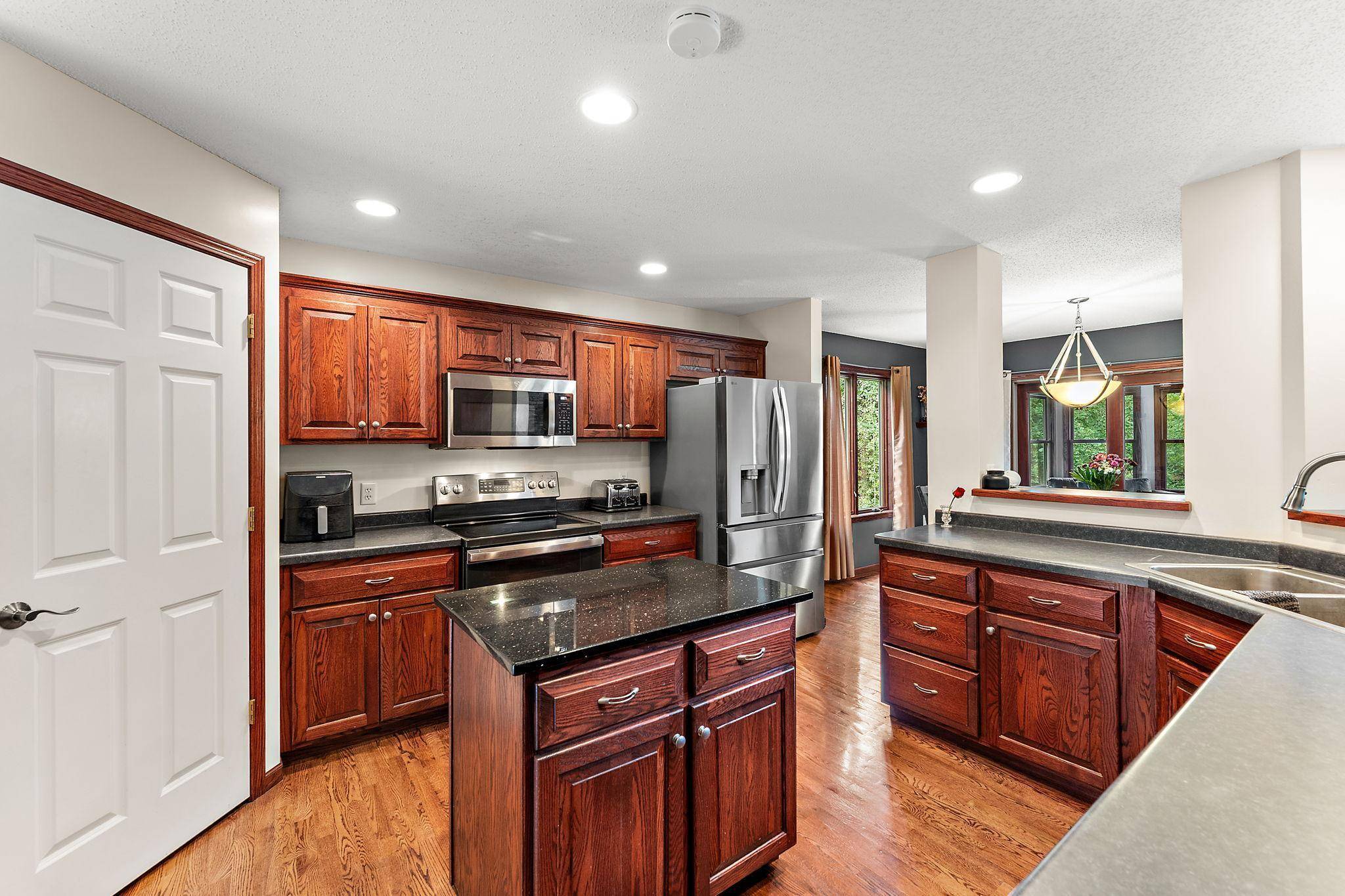 1224 US Highway 12, Roberts, WI 54023