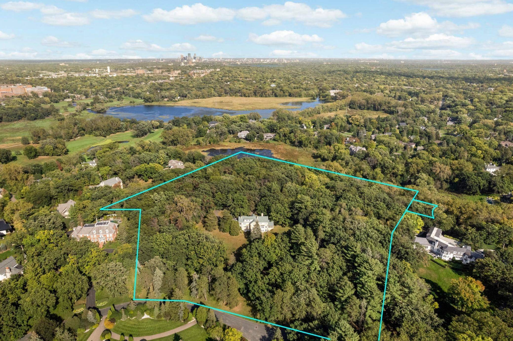 8X Merilane, Edina, MN 55436