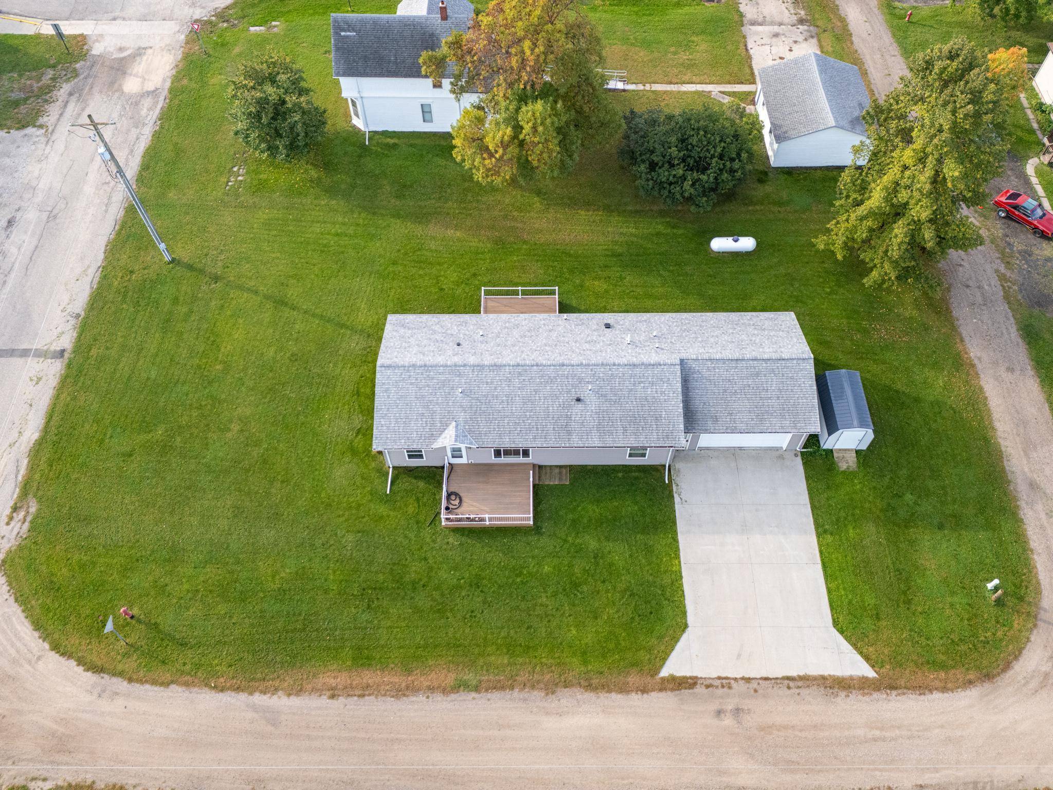 204 Johnson ST, Shelly, MN 56581