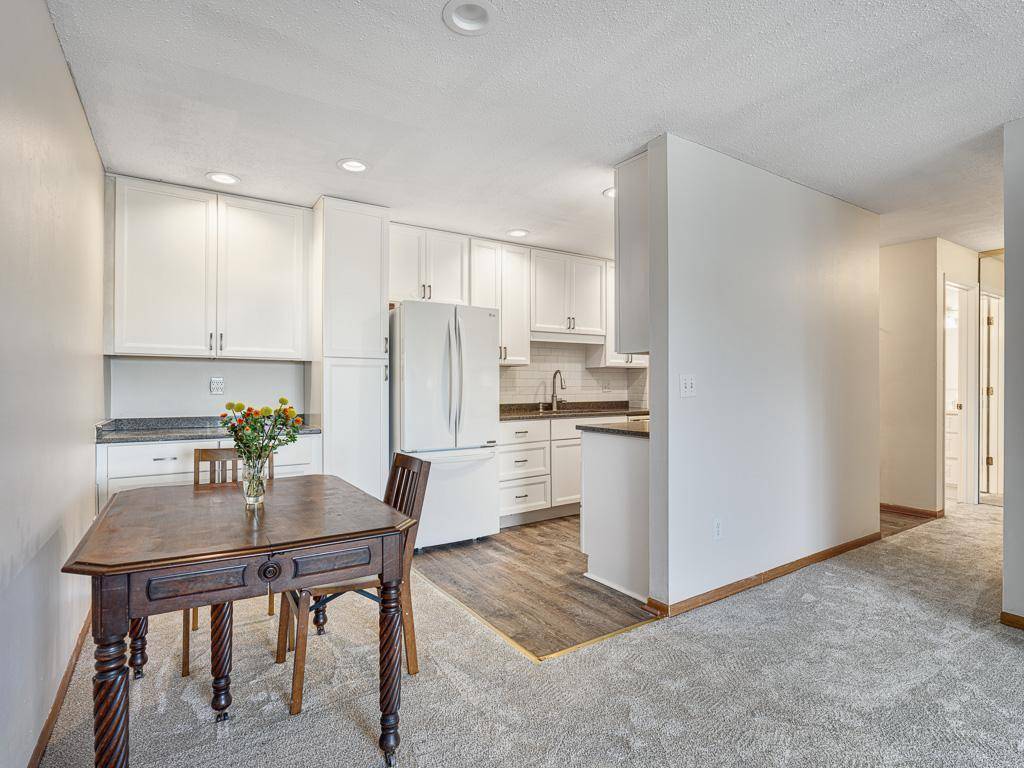 3421 Kent ST #614, Shoreview, MN 55126