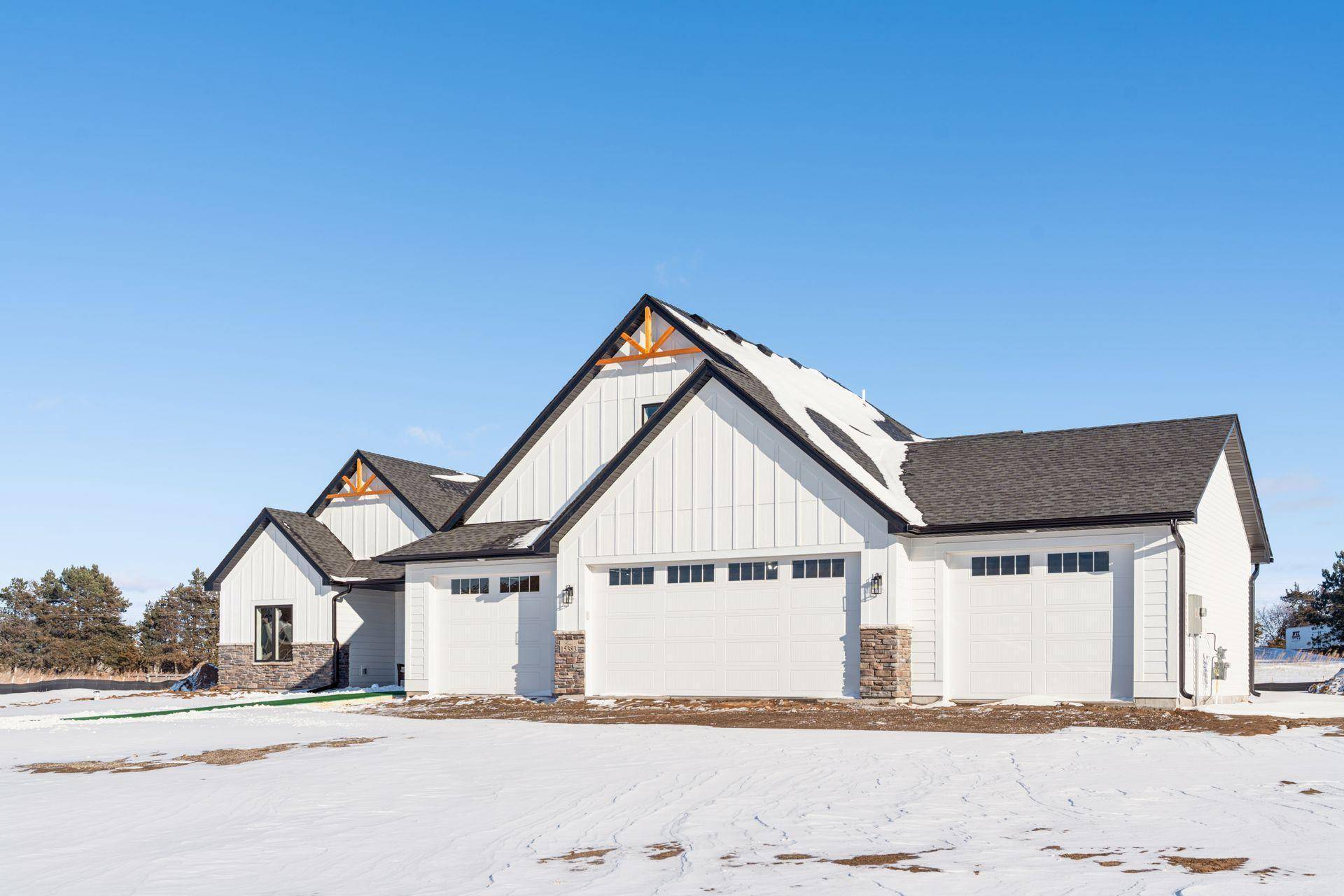 17984 Taconite ST NE, Ham Lake, MN 55304
