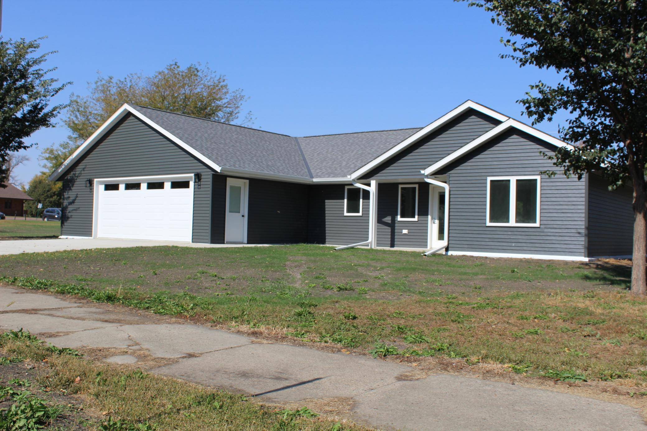 131 Main ST E, Trimont, MN 56176