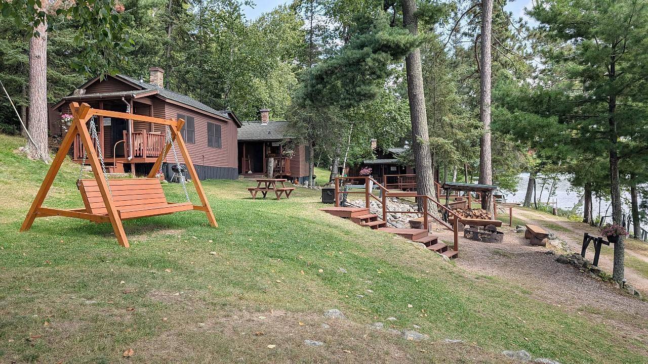 8450 Vermilion DR, Cook, MN 55723
