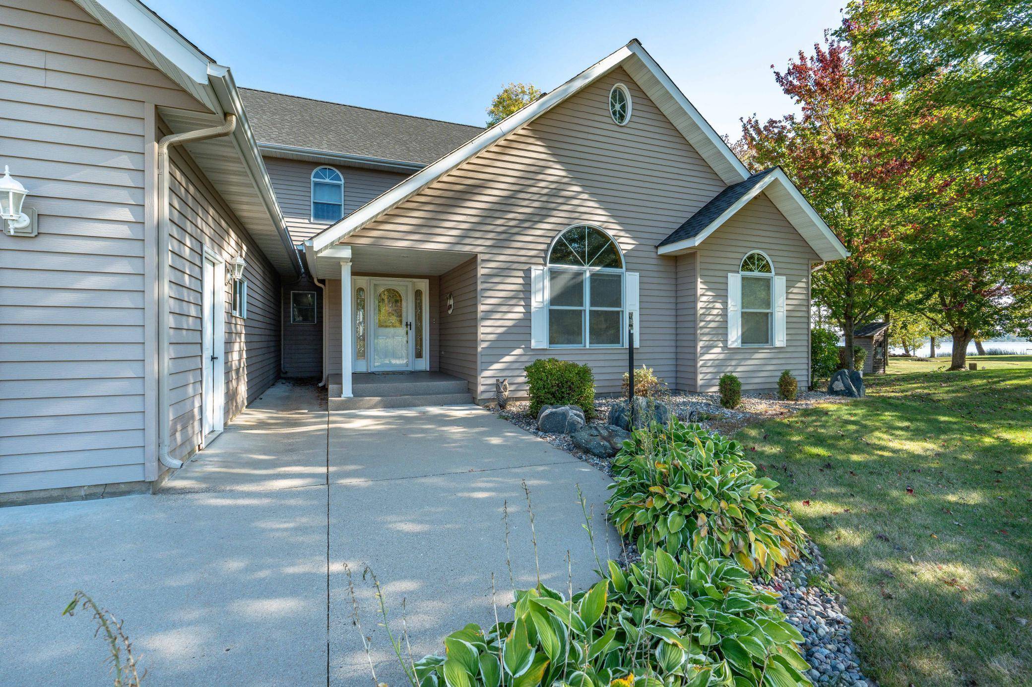 42221 Ukkelberg DR, Clitherall, MN 56524