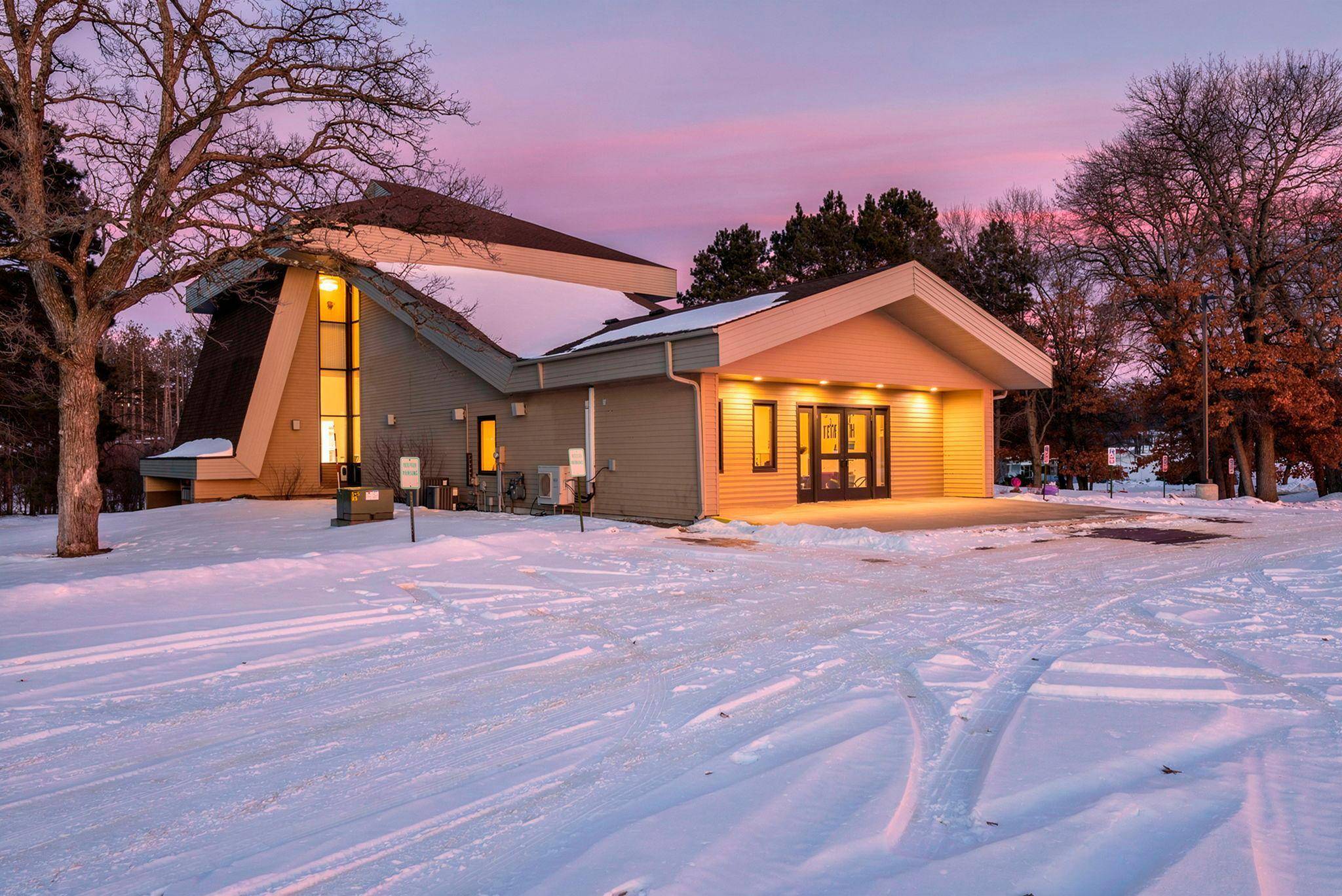 1155 Joy CIR SW, Cambridge, MN 55008