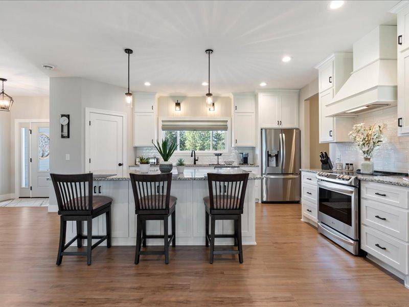 11364 Legacy DR, East Gull Lake, MN 56401