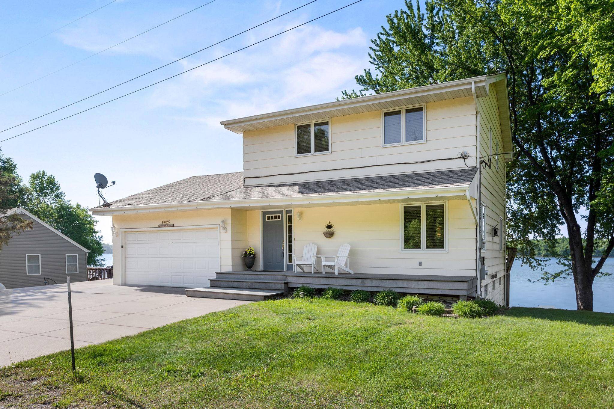 6825 N Shore DR, Greenfield, MN 55373