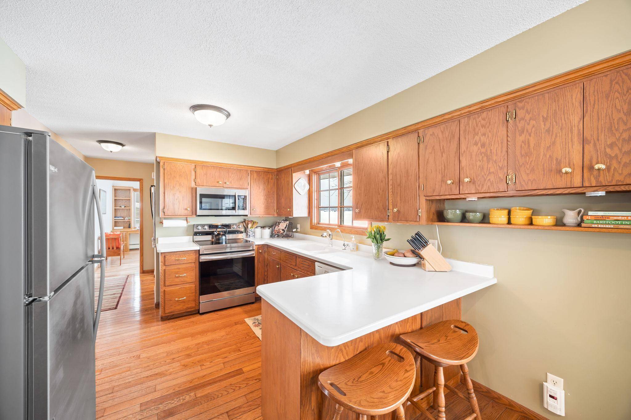 6825 N Shore DR, Greenfield, MN 55373