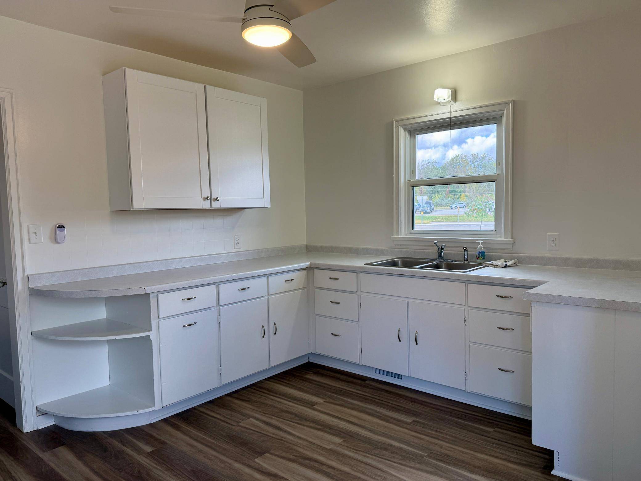 1715 SE Marshall ST, Albert Lea, MN 56007