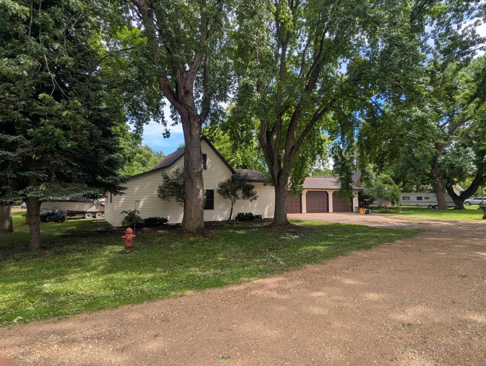 110 N Grant ST, Taunton, MN 56291