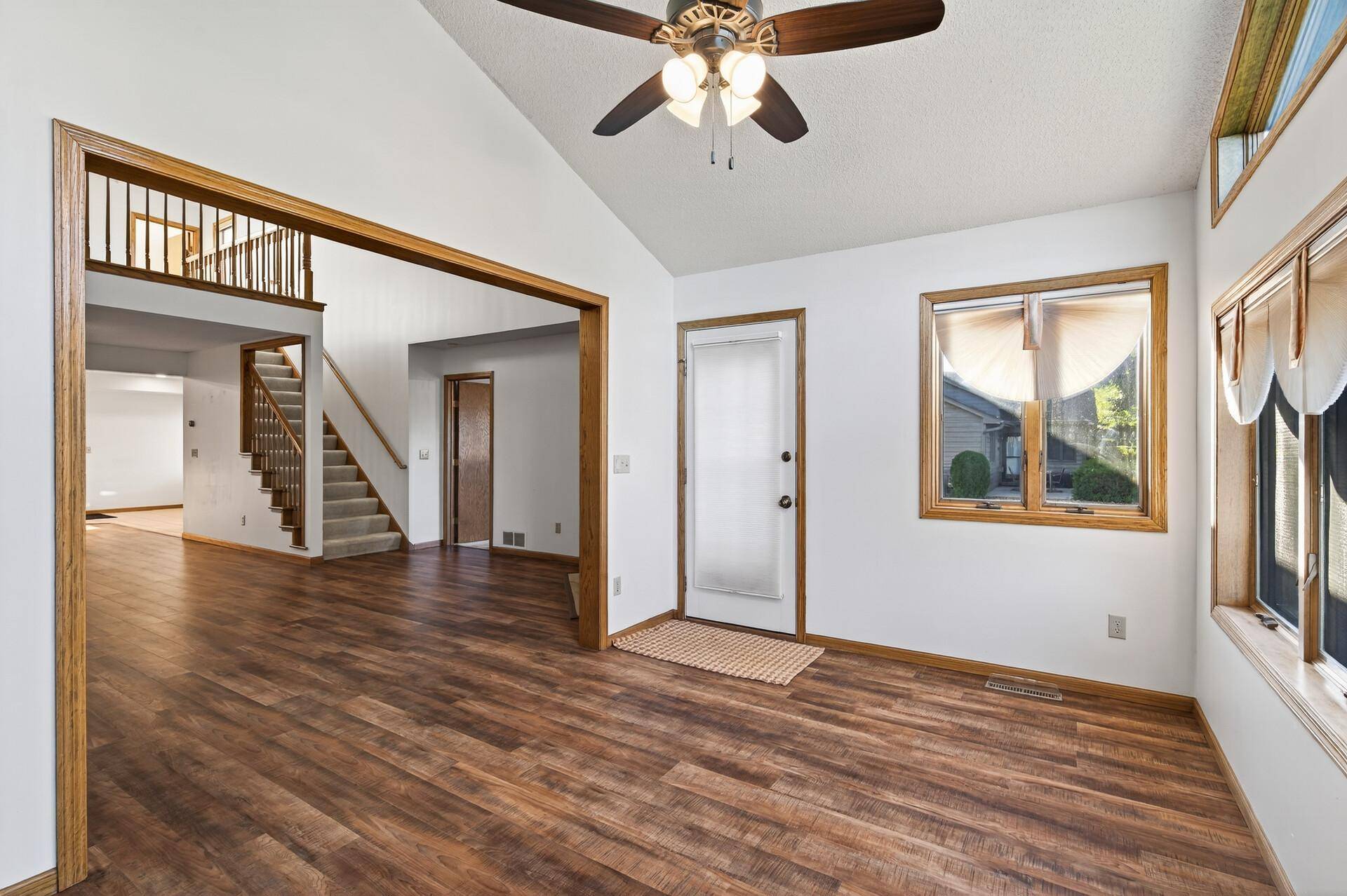 14245 Fairway LN SE, Becker, MN 55308