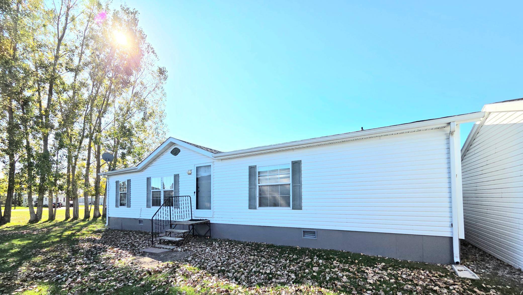 118 Snetting Drive, Thief River Falls, MN 56701