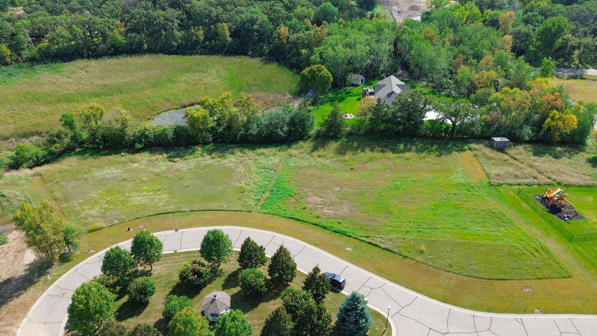 104 Meadow LN, New London, MN 56273