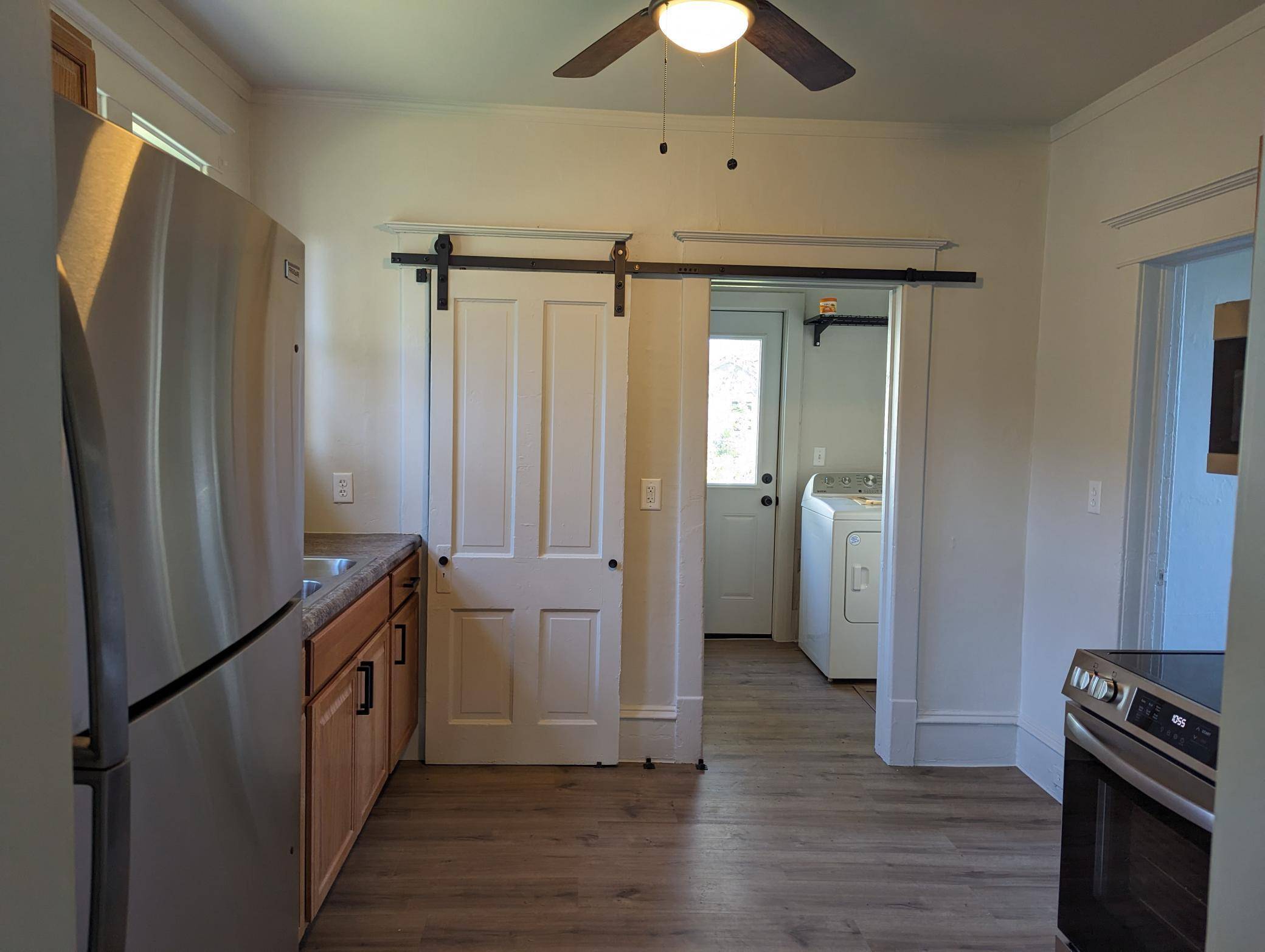 212 2nd AVE, Enderlin, ND 58027