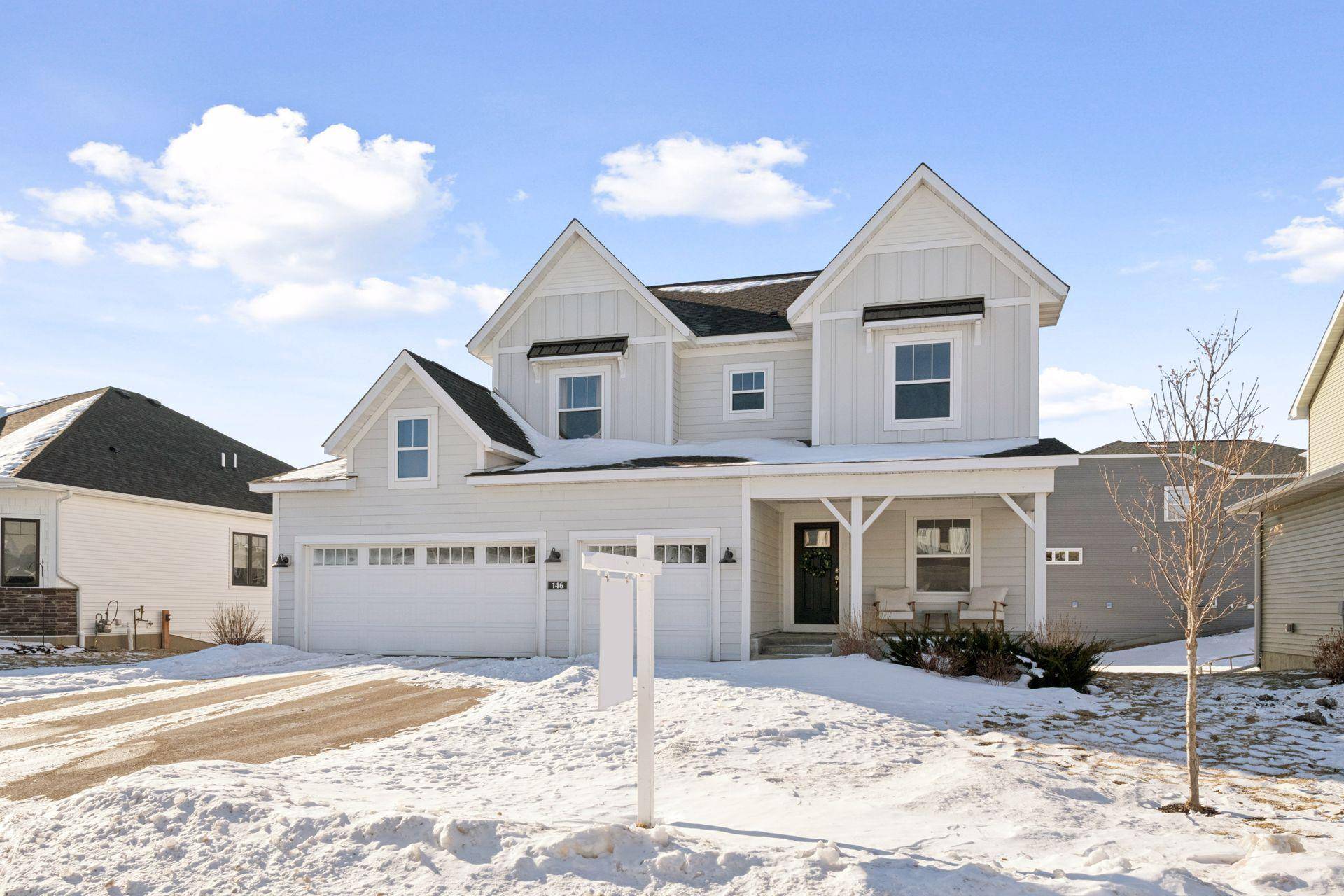 146 Maple TER, Waconia, MN 55387