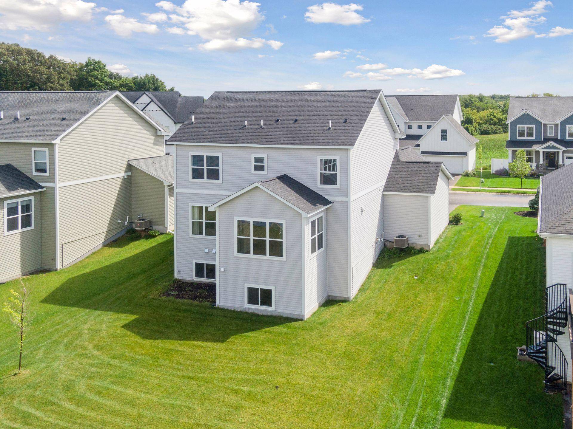 146 Maple TER, Waconia, MN 55387