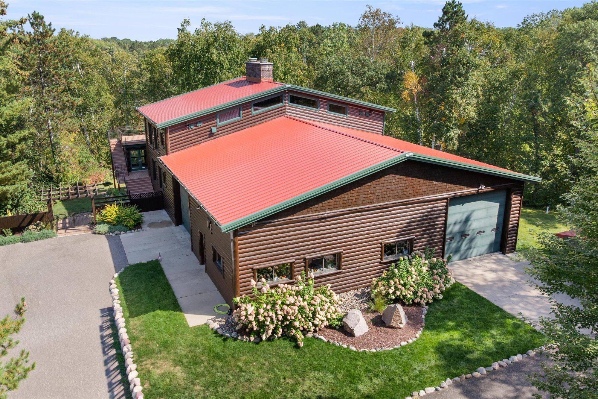 10422 Ossawinnamakee RD, Pequot Lakes, MN 56472