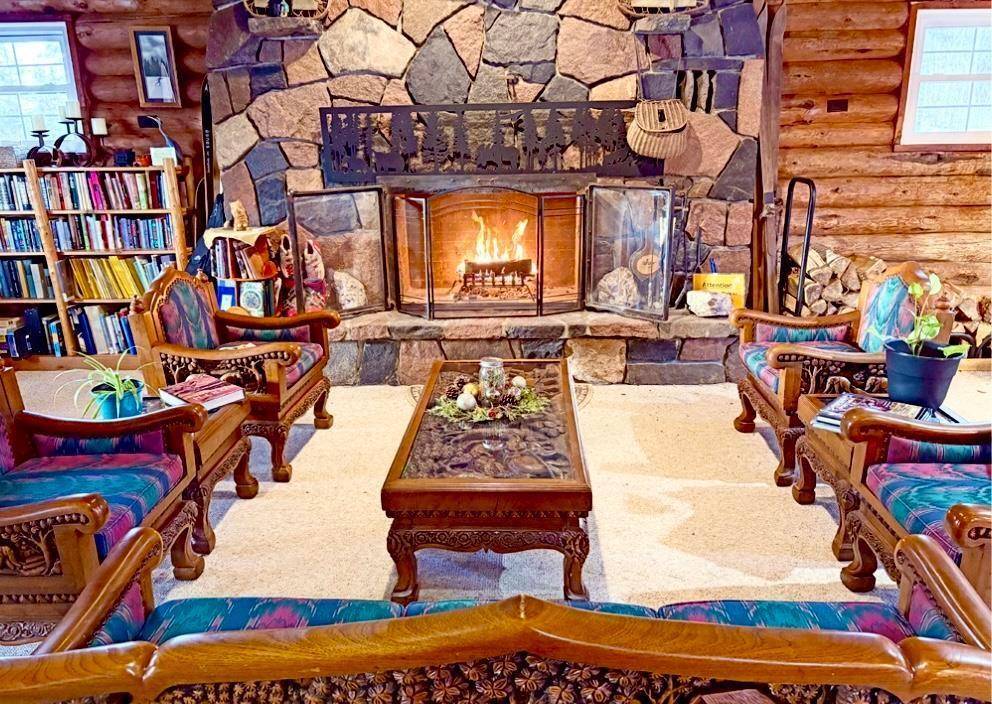 4860,4874 W Highway 61, Lutsen, MN 55612