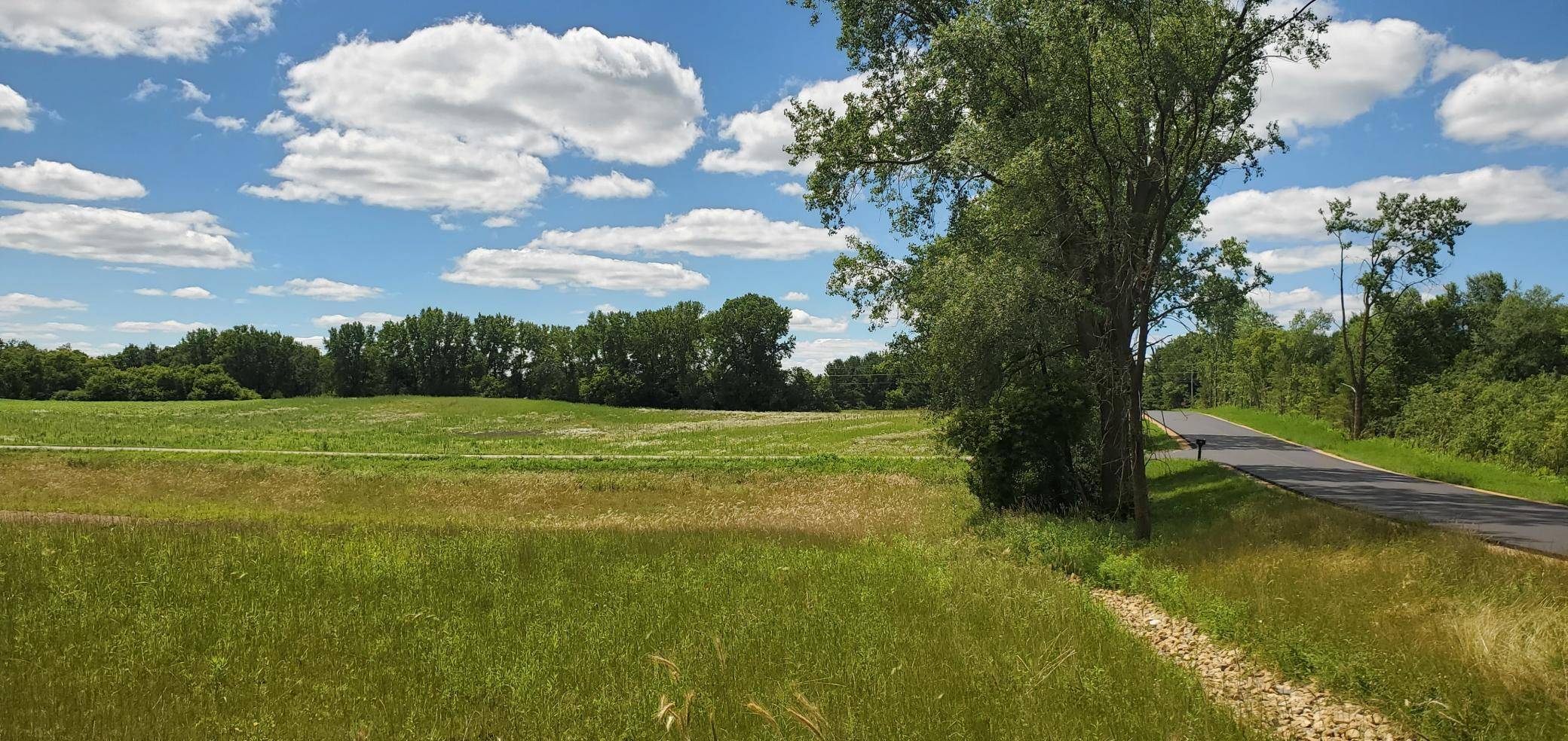 339 144th AVE, Houlton, WI 54082