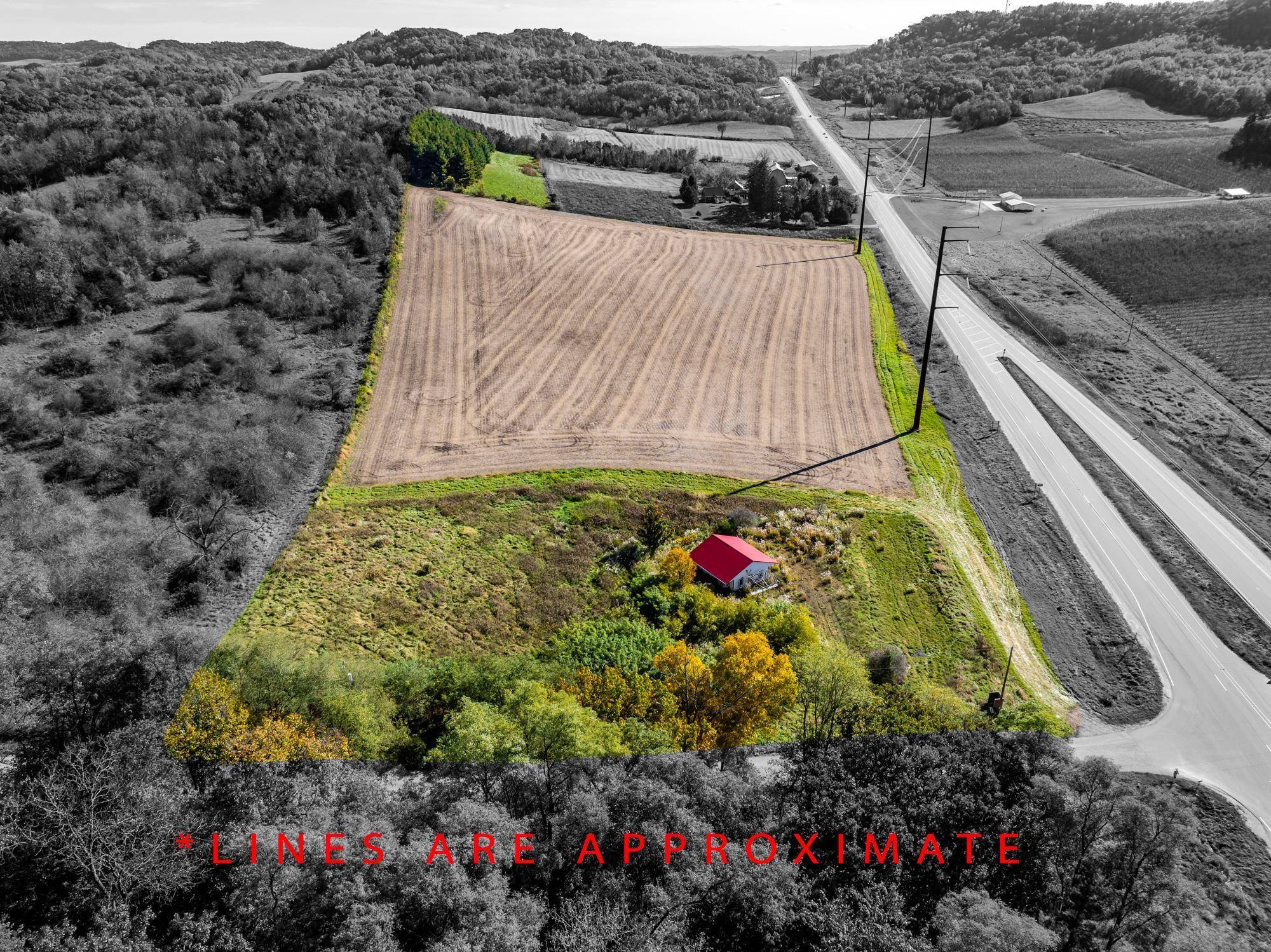 N16450 Hilltop LN, Gale Twp, WI 54630