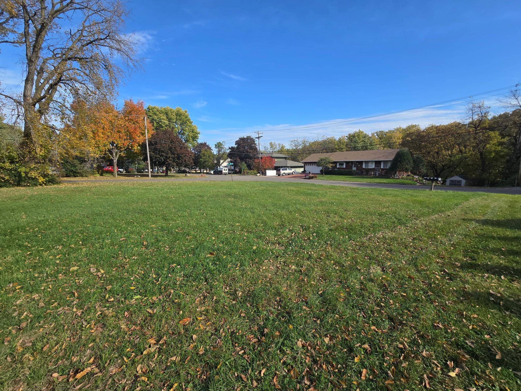 7177 River RD, Inver Grove Heights, MN 55076