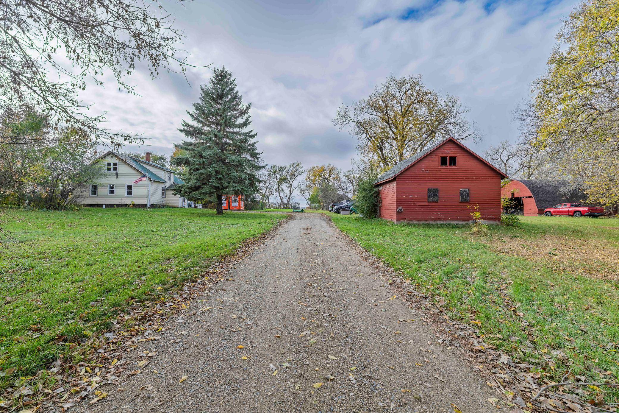 2883 105th AVE, Mahnomen, MN 56557