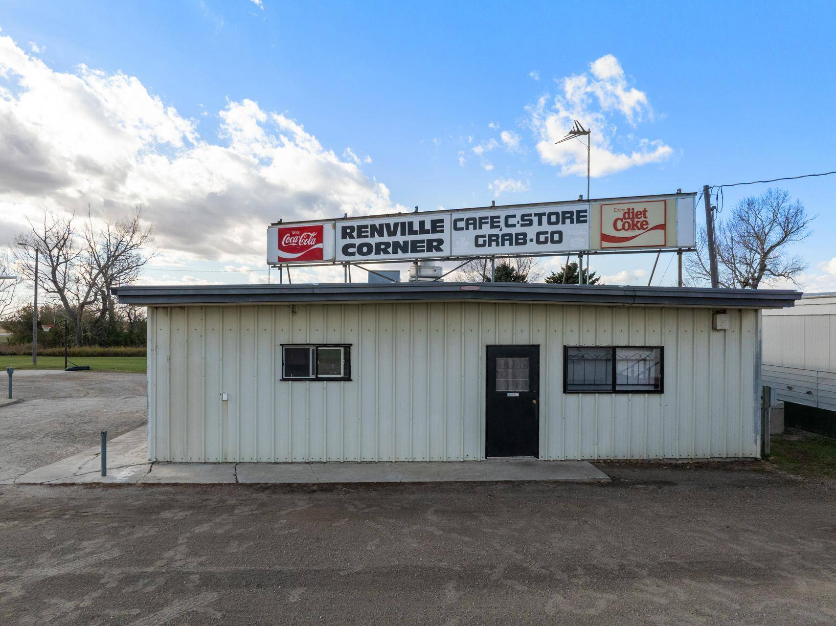 2701 NW Highway 5, Mohall, ND 58761