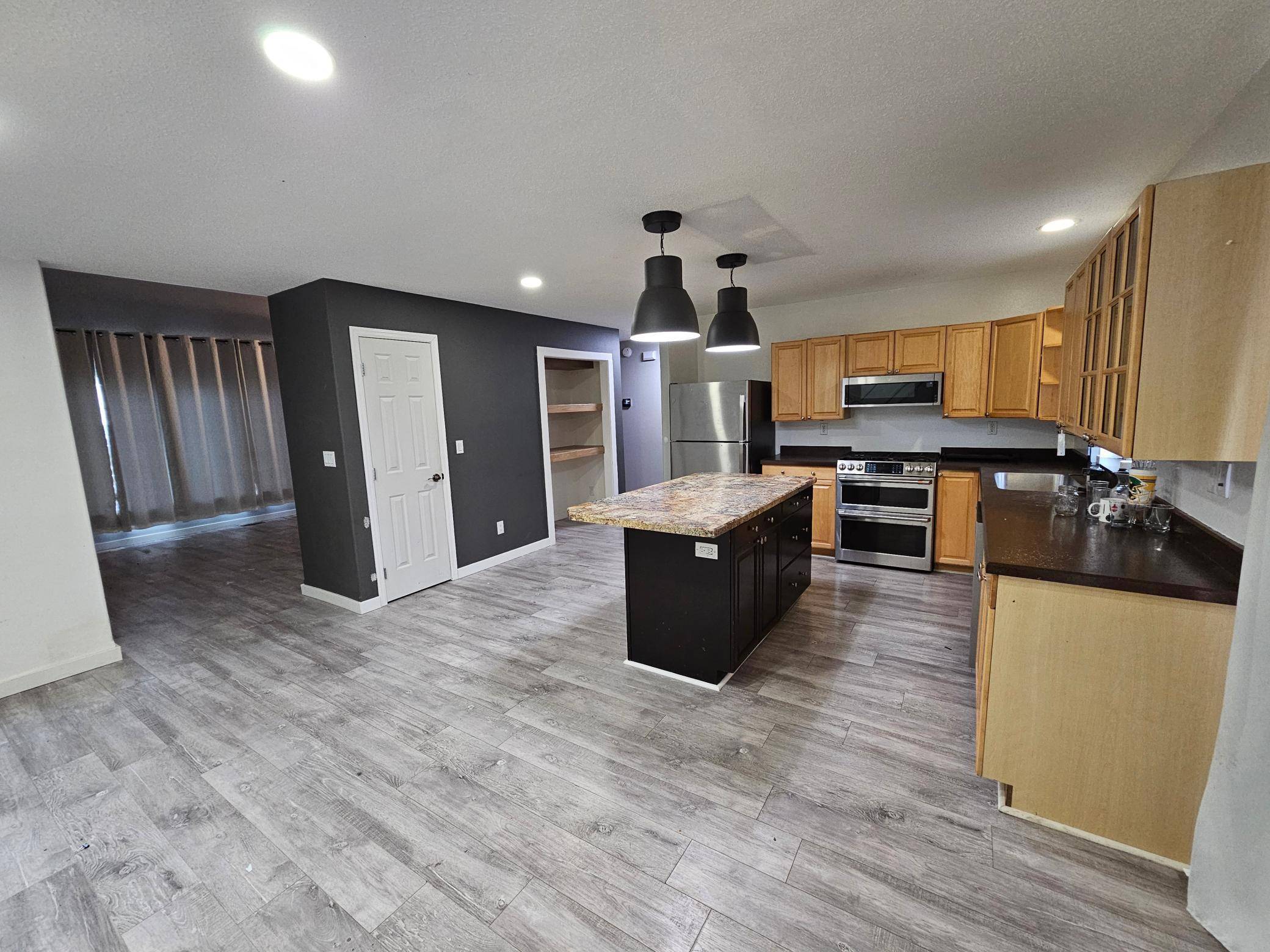 1842 52nd ST S, Fargo, ND 58103