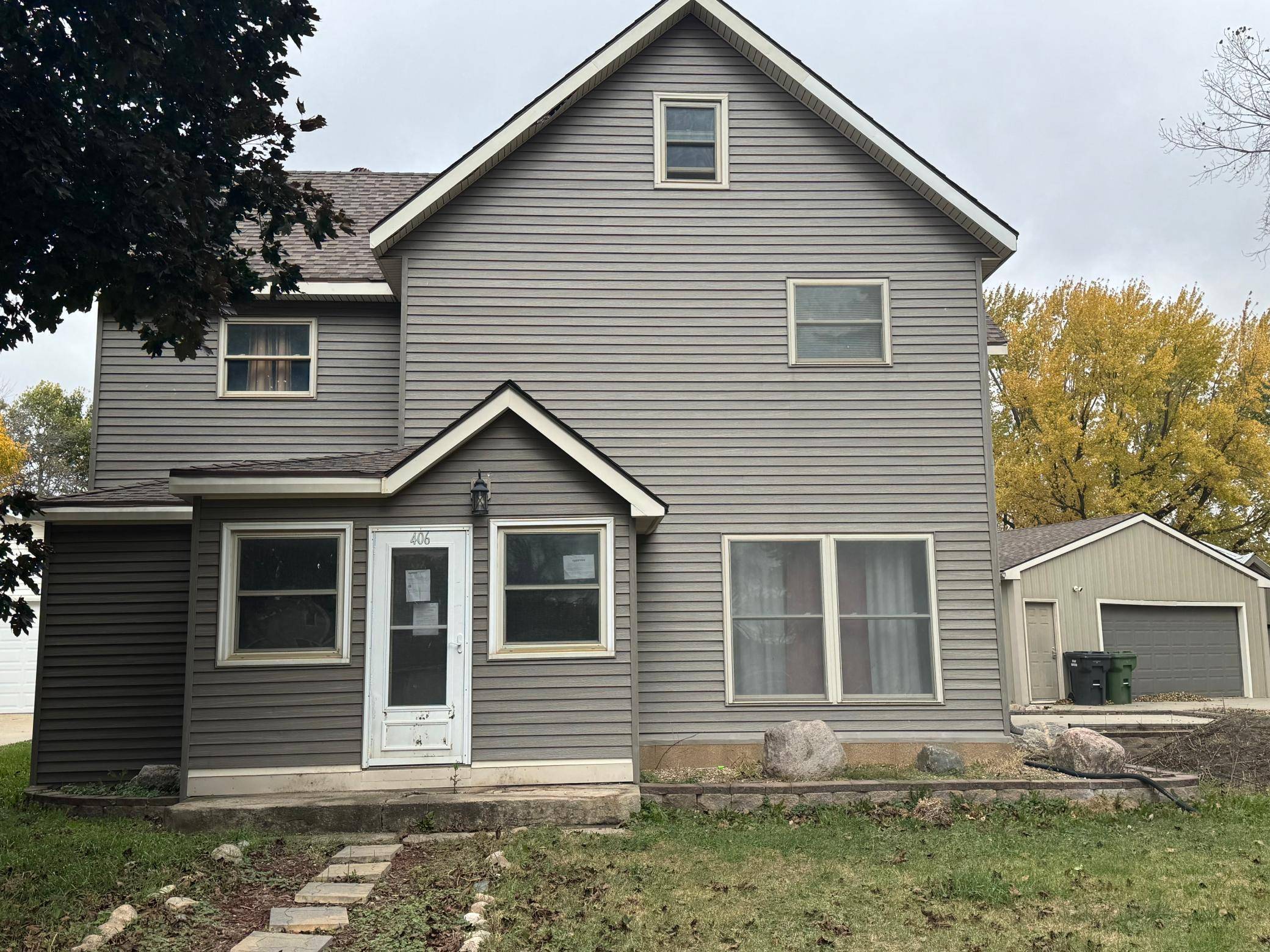 406 4th ST, Rushmore, MN 56168