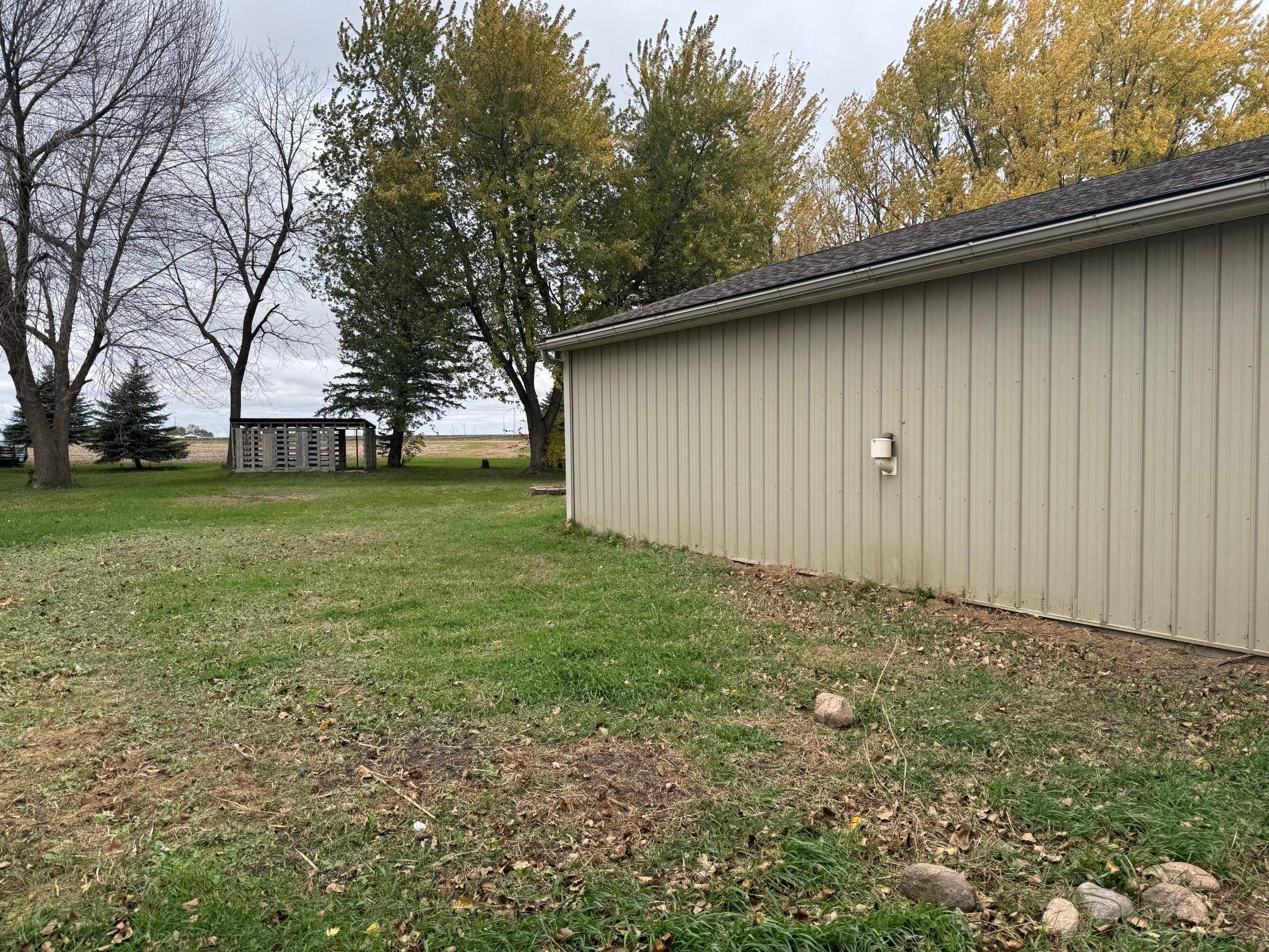 406 4th ST, Rushmore, MN 56168