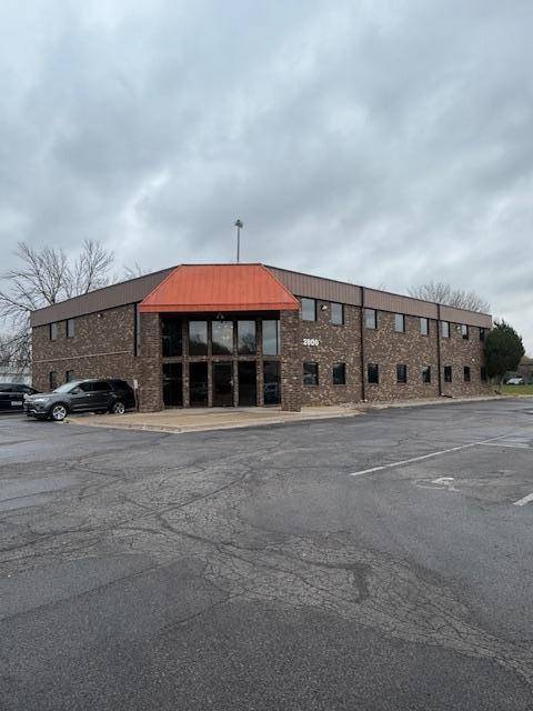 2800 Freeway BLVD, Brooklyn Center, MN 55430