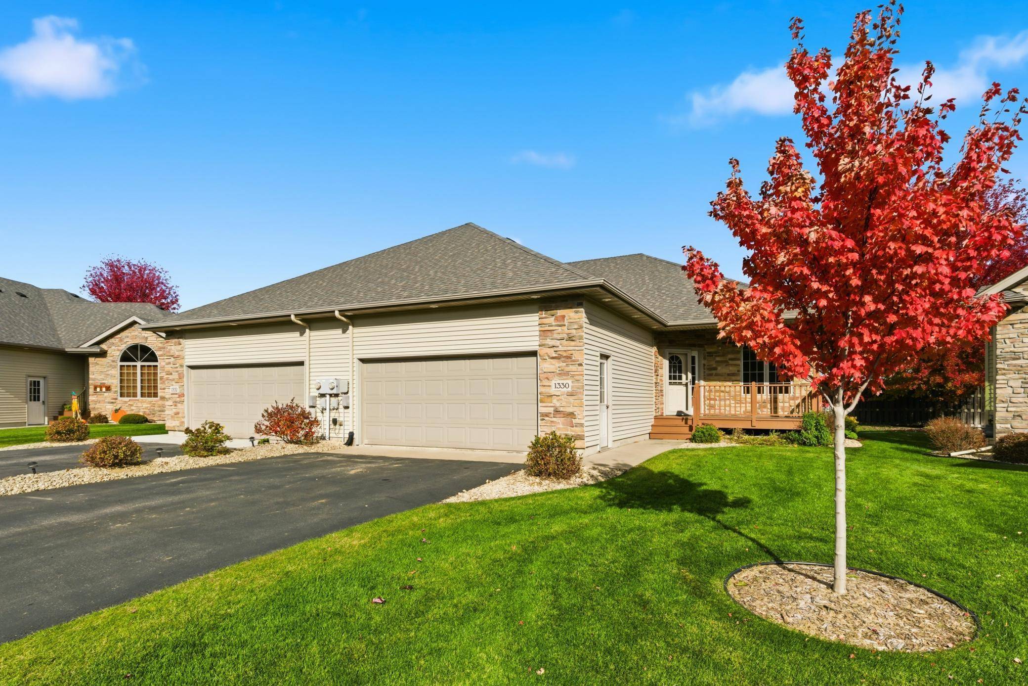 1330 N 10th ST, Lake City, MN 55041