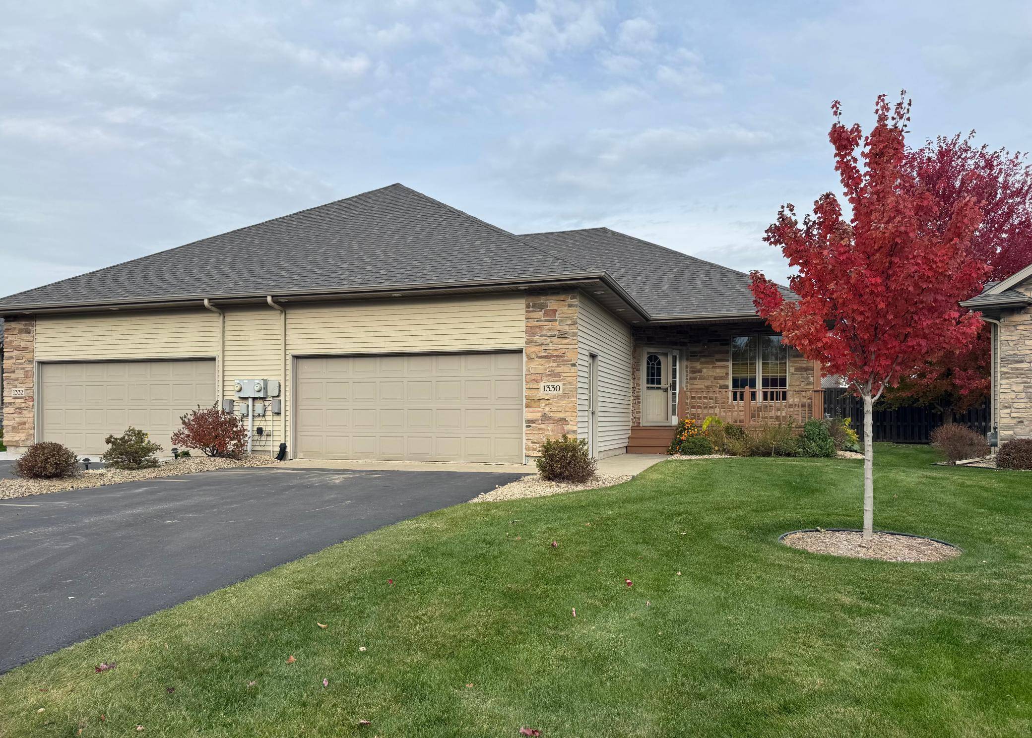 1330 N 10th ST, Lake City, MN 55041