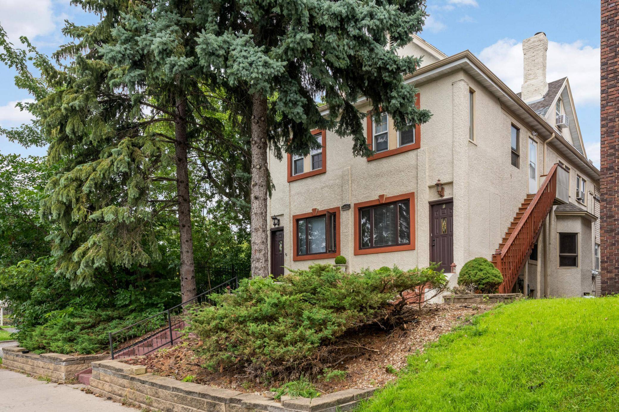 2507 Lyndale AVE S, Minneapolis, MN 55405