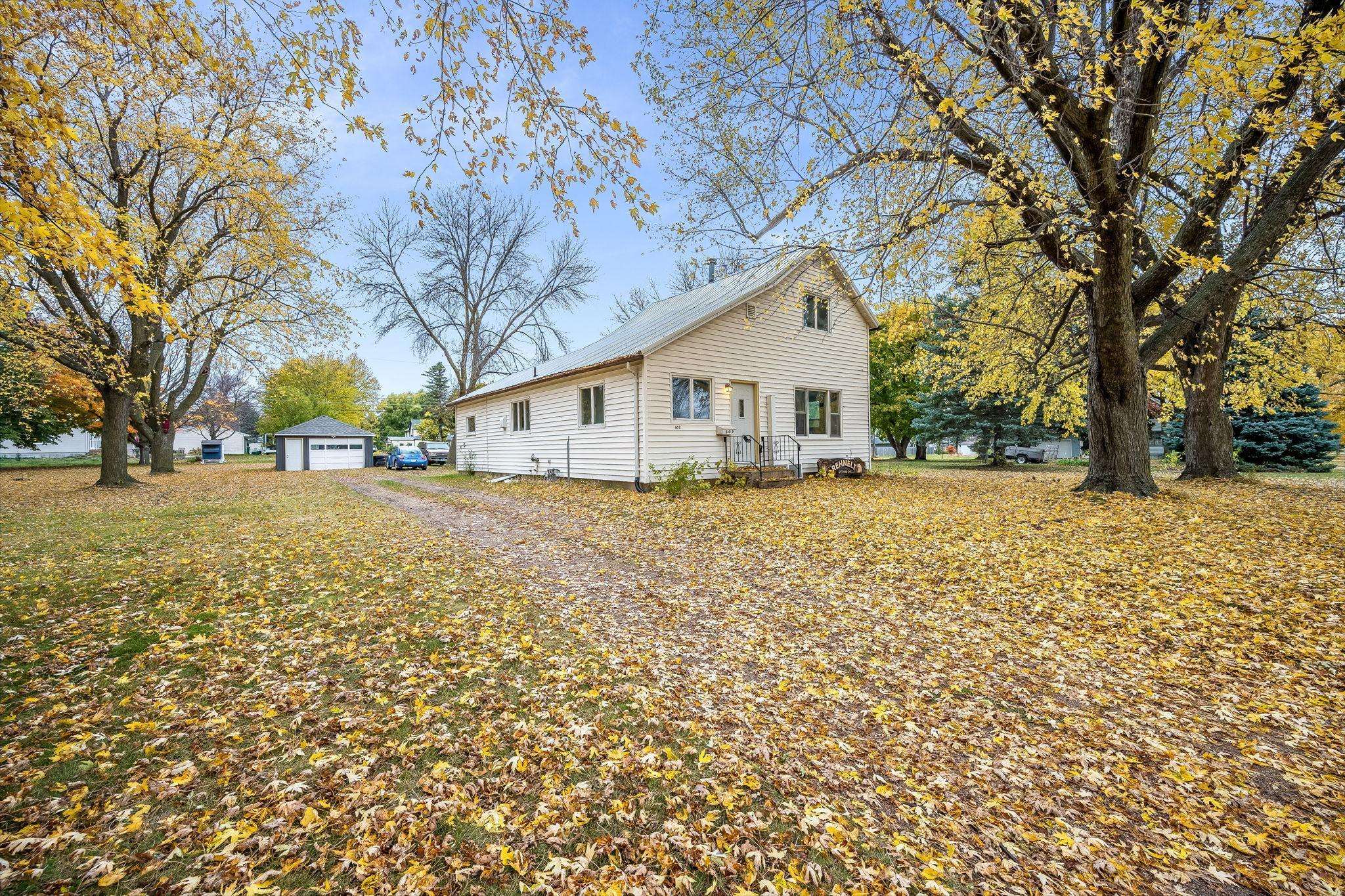 602 Kenzie ST, Sherburn, MN 56171