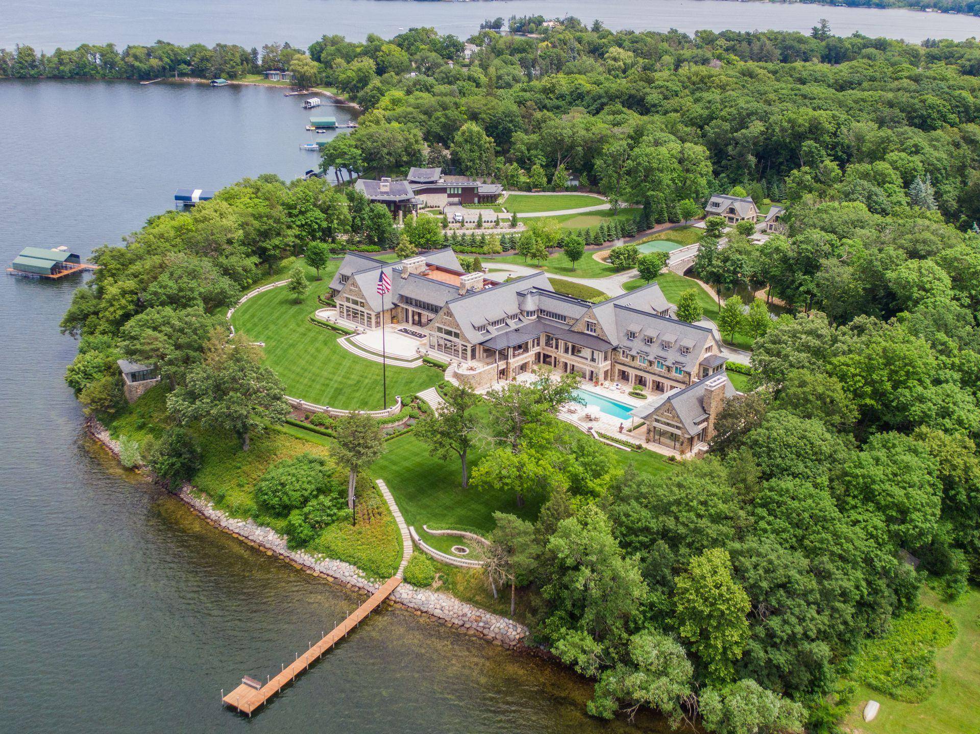 2770 Gale RD, Wayzata, MN 55391