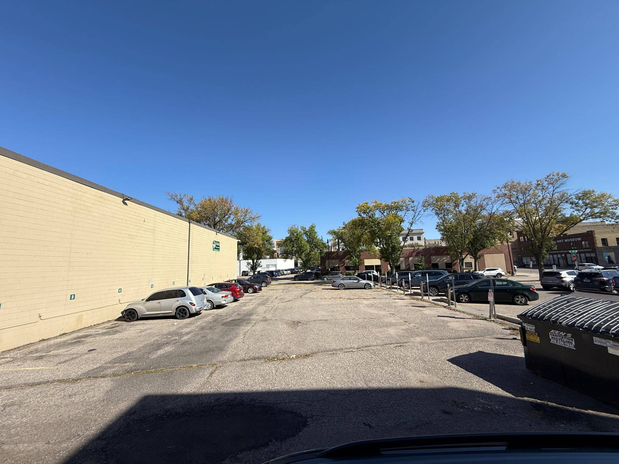 120 8th ST N, Fargo, ND 58102