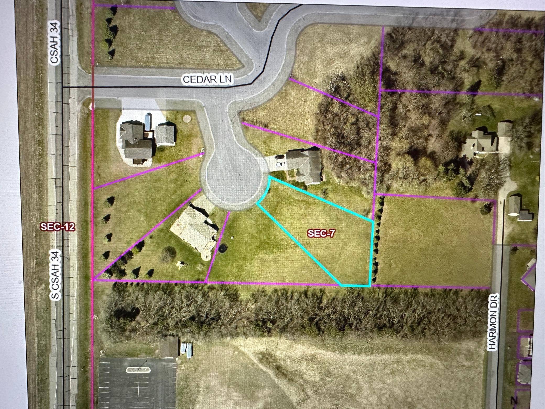 1402 Cedar LN, Litchfield, MN 55355