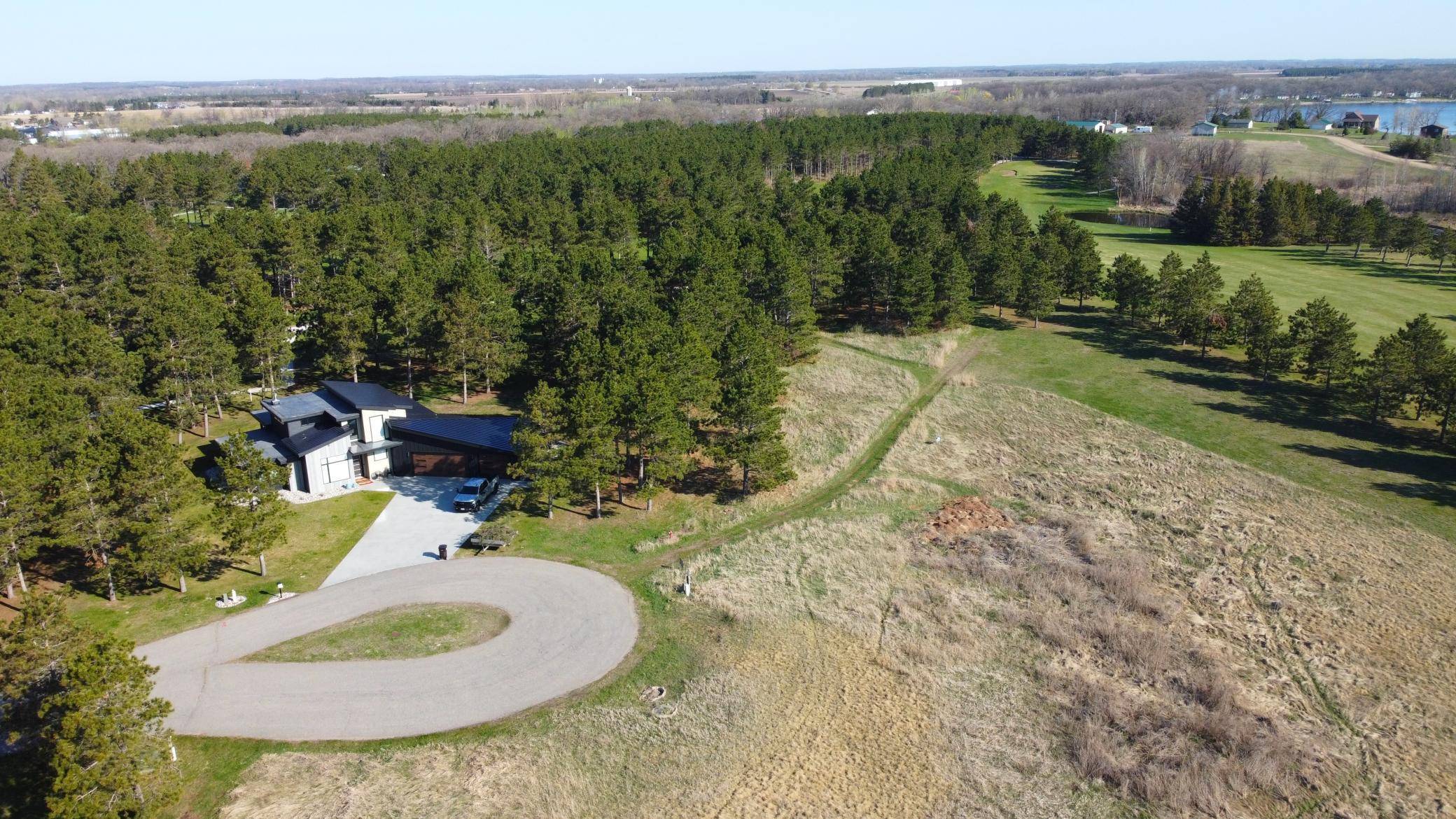 510 Thumper Lodge Road, Ottertail, MN 56571