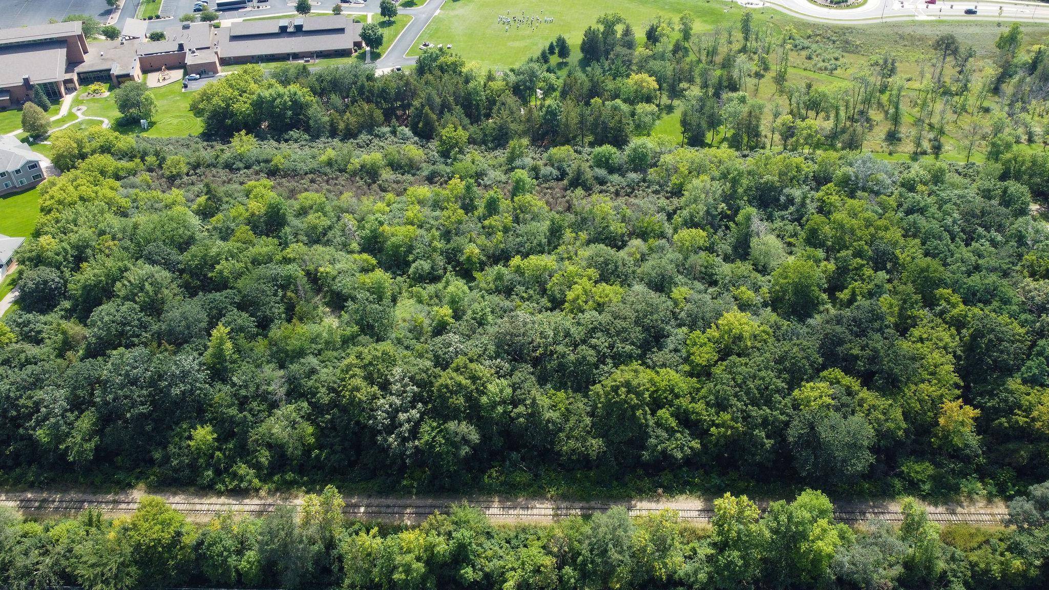 511 Territorial RD, Monticello, MN 55362