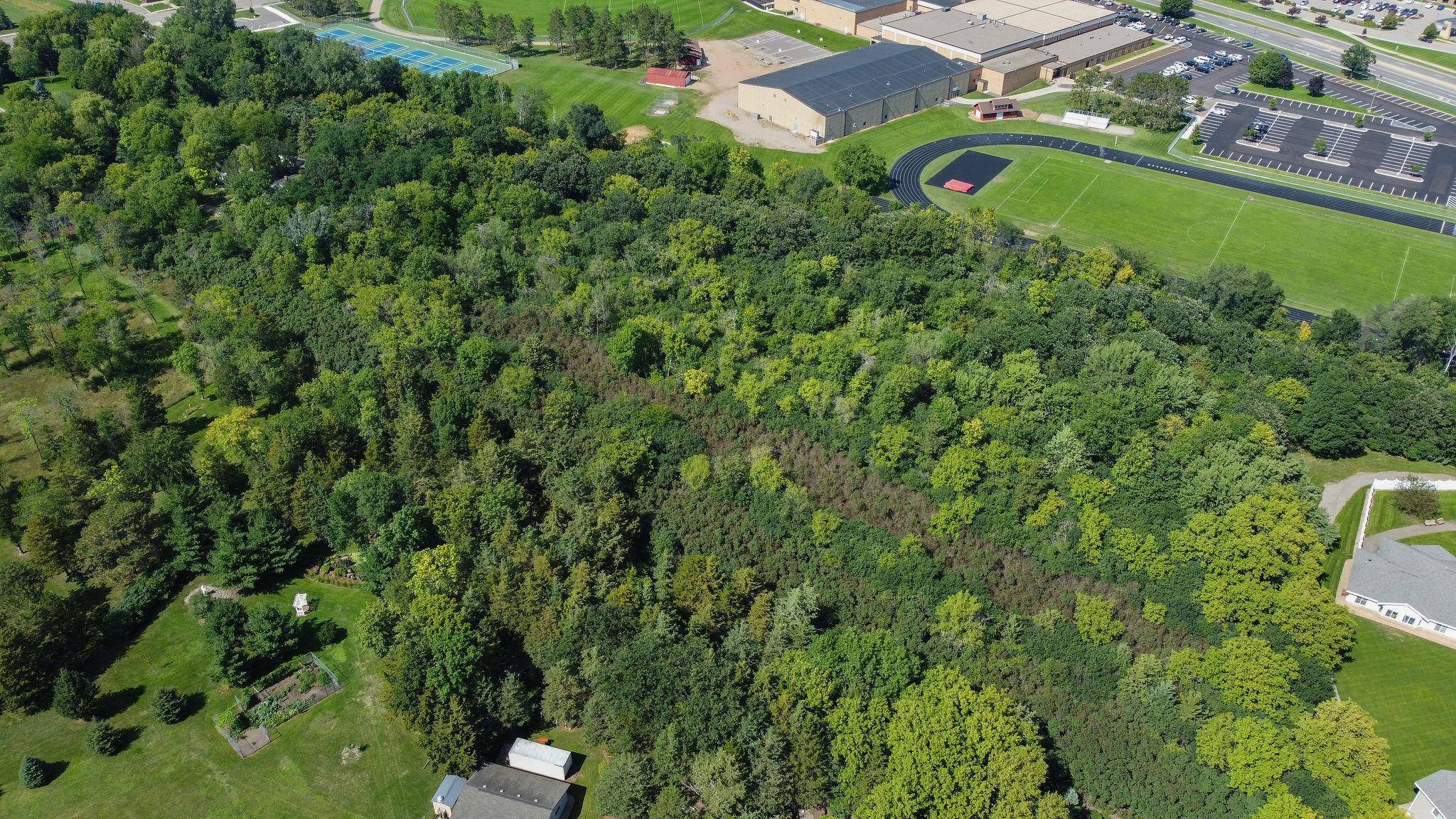 511 Territorial RD, Monticello, MN 55362