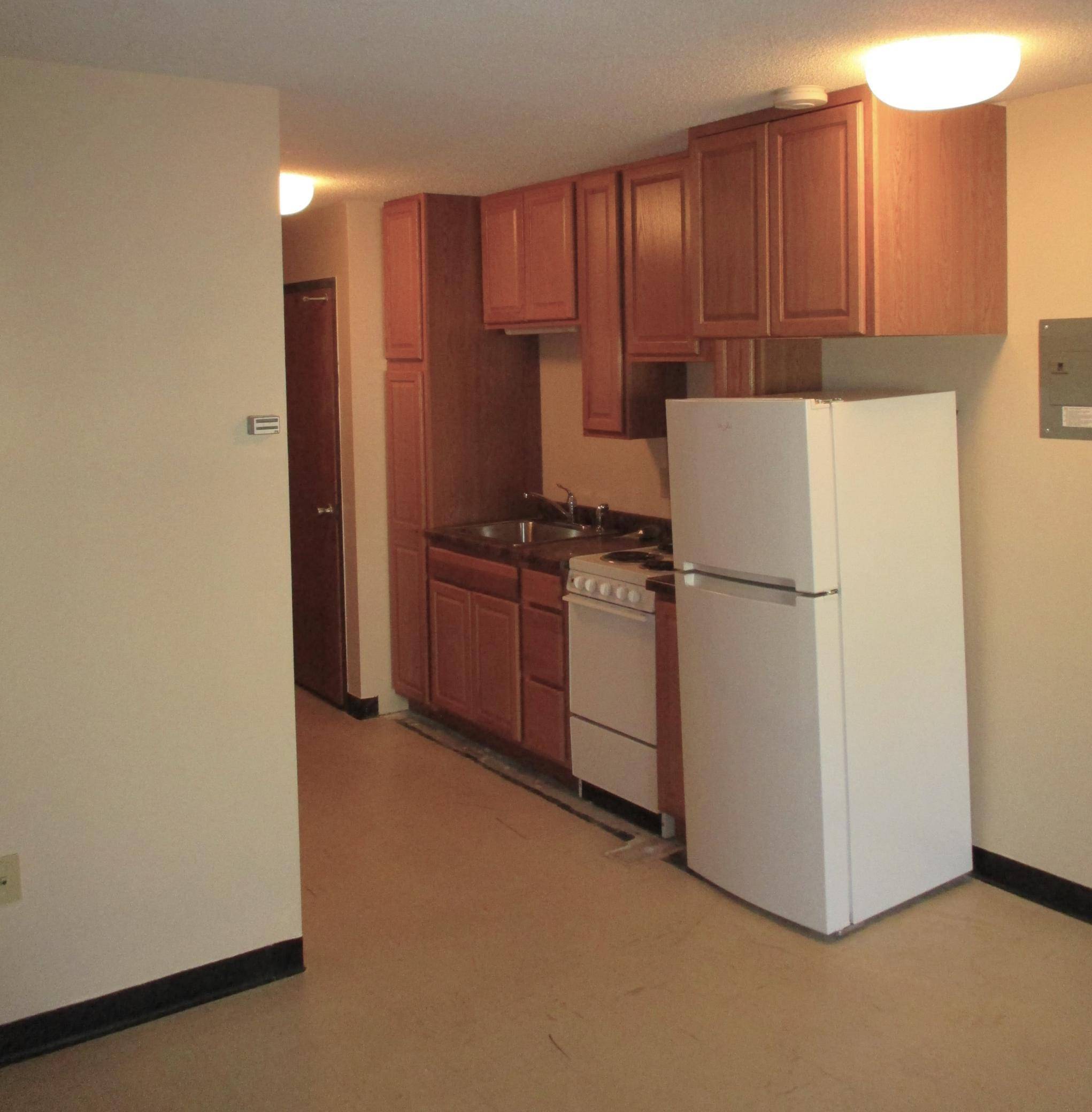 200 S 4th ST ##1, Marshall, MN 56258