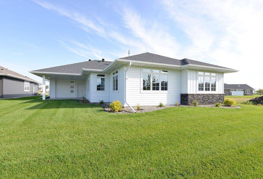 235 Emma CT, Mapleton, ND 58059