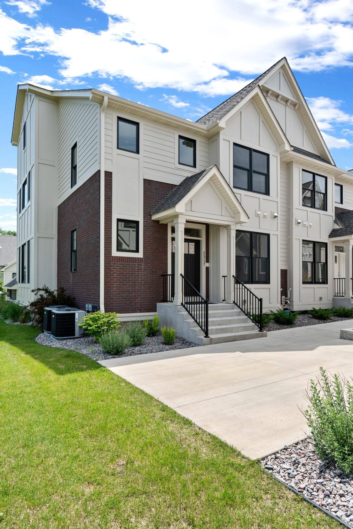 2357 Simply Living LN, Hudson, WI 54016