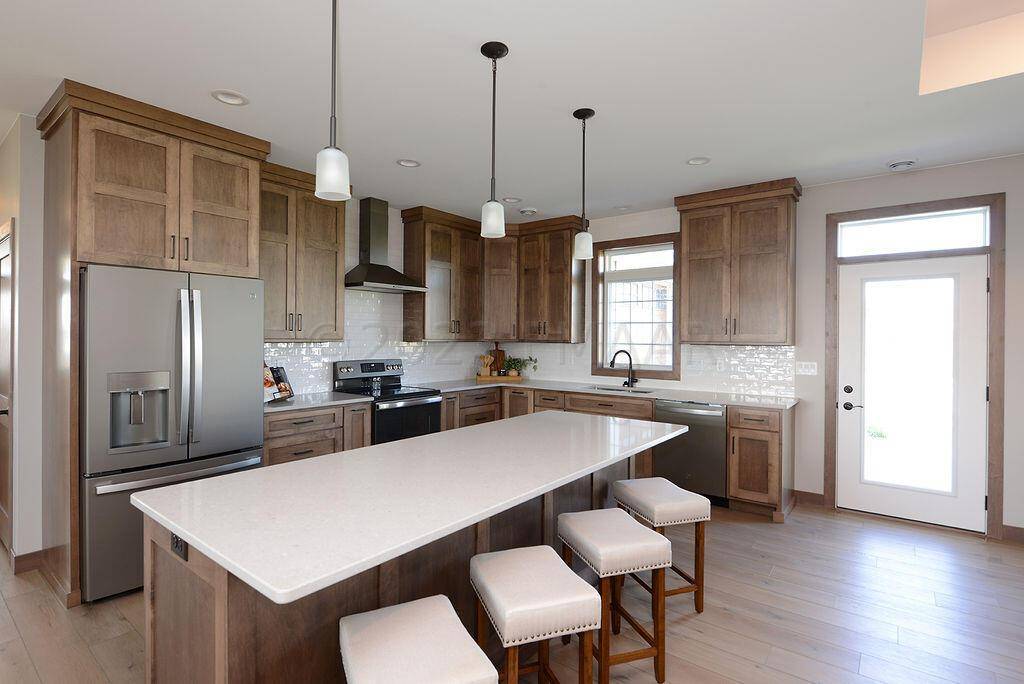 201 EMMA CT, Mapleton, ND 58059