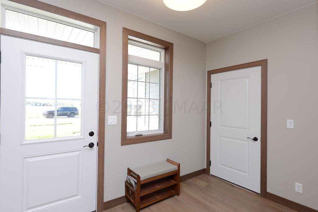 201 EMMA CT, Mapleton, ND 58059