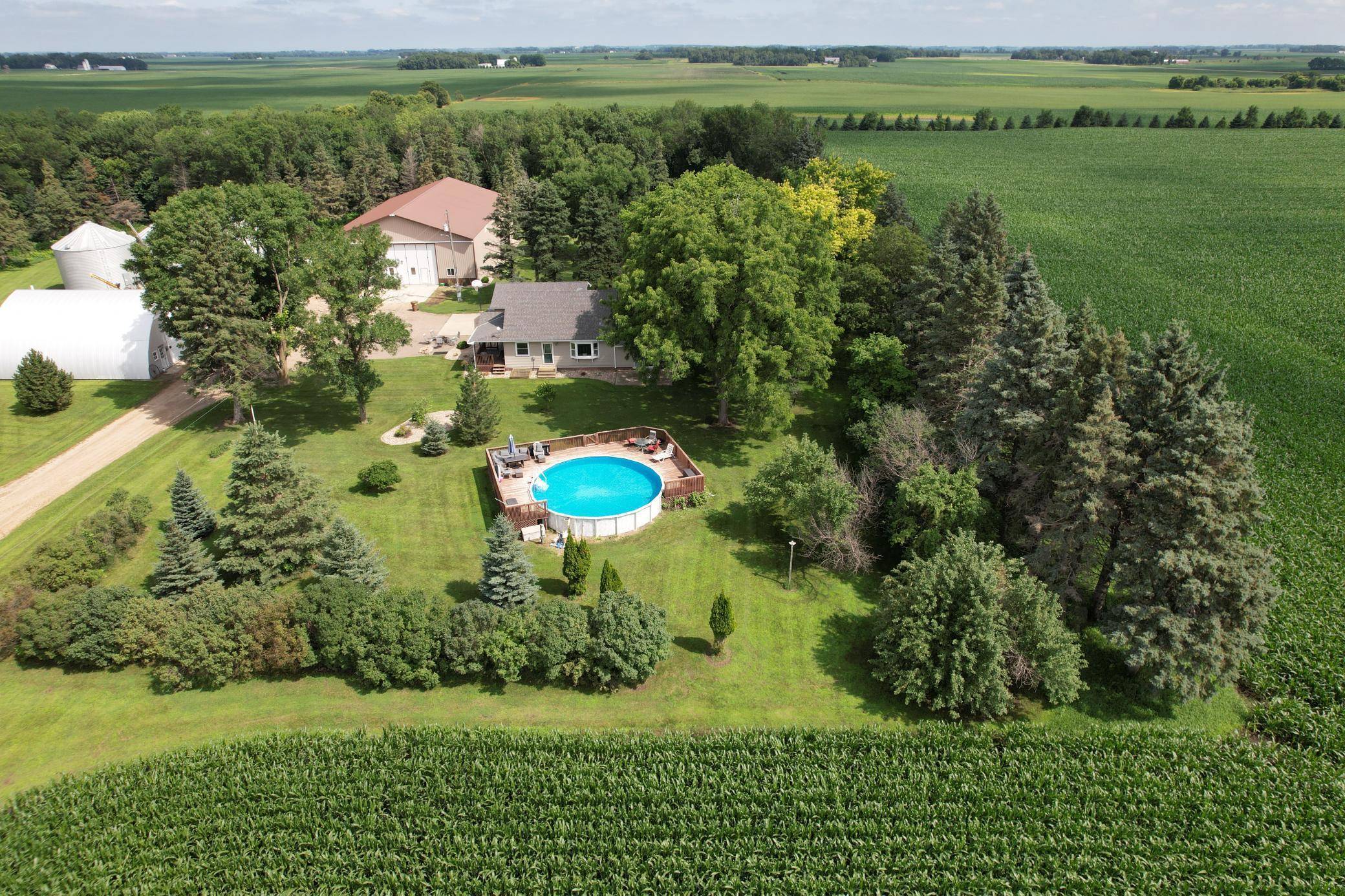 6045 20th ST SW, Montevideo, MN 56265